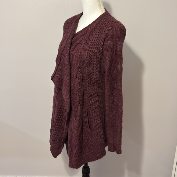 Aberctombie & Fitch, cowl neck wool cardigan an with pockets - Picture 4 of 7